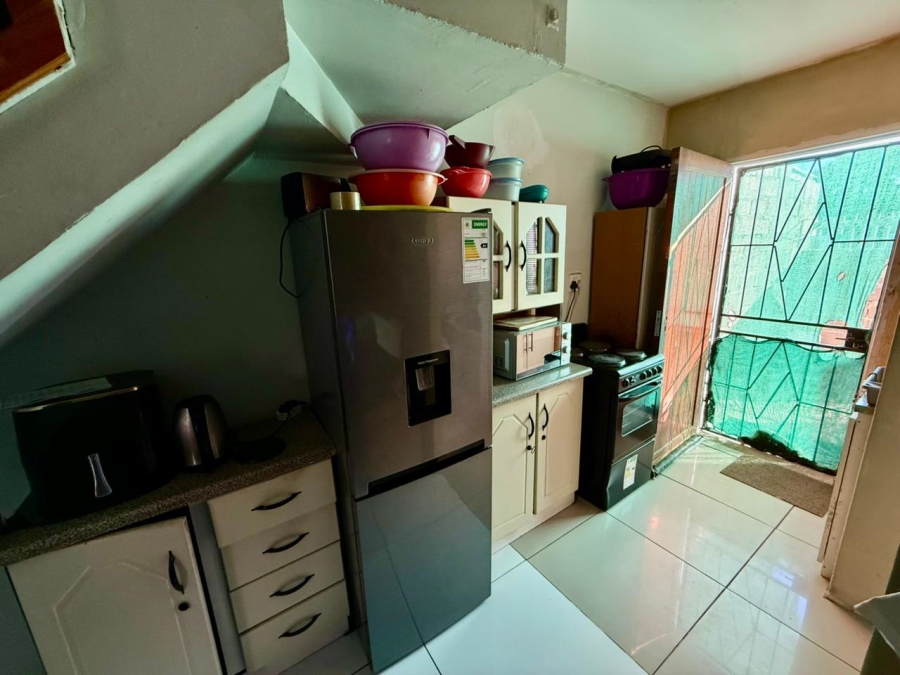 2 Bedroom Property for Sale in Electric City Western Cape